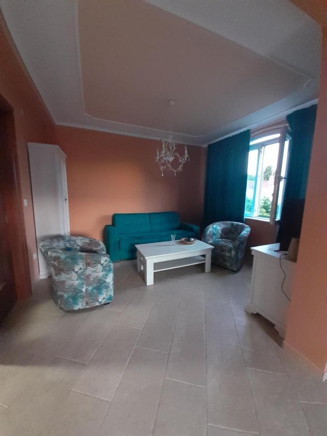 Apartmani Tanja Tivat Exterior foto