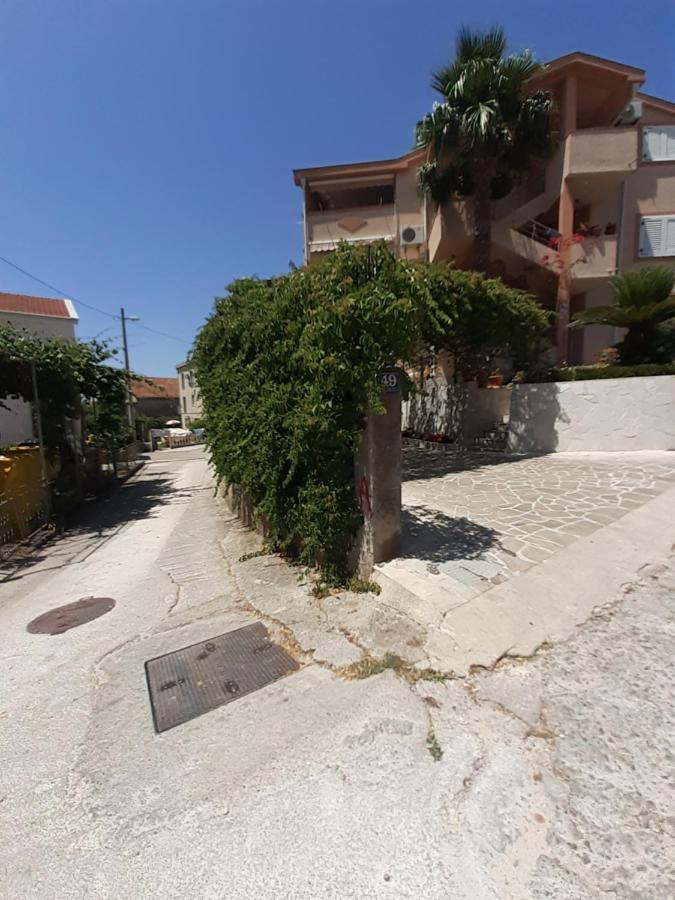 Apartmani Tanja Tivat Exterior foto