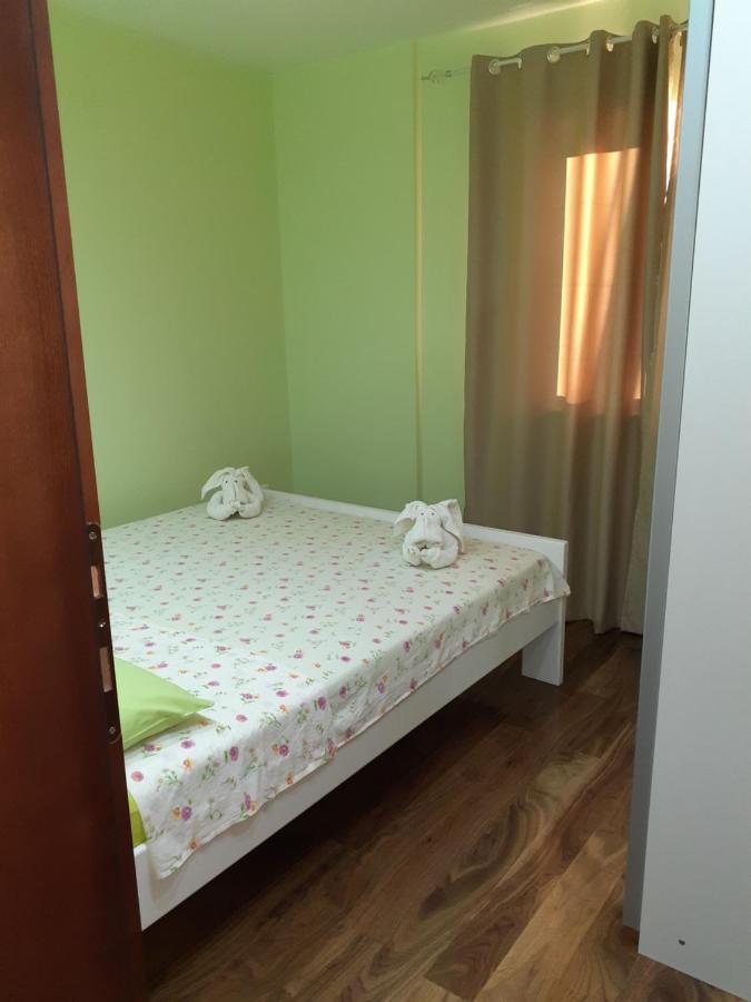 Apartmani Tanja Tivat Exterior foto