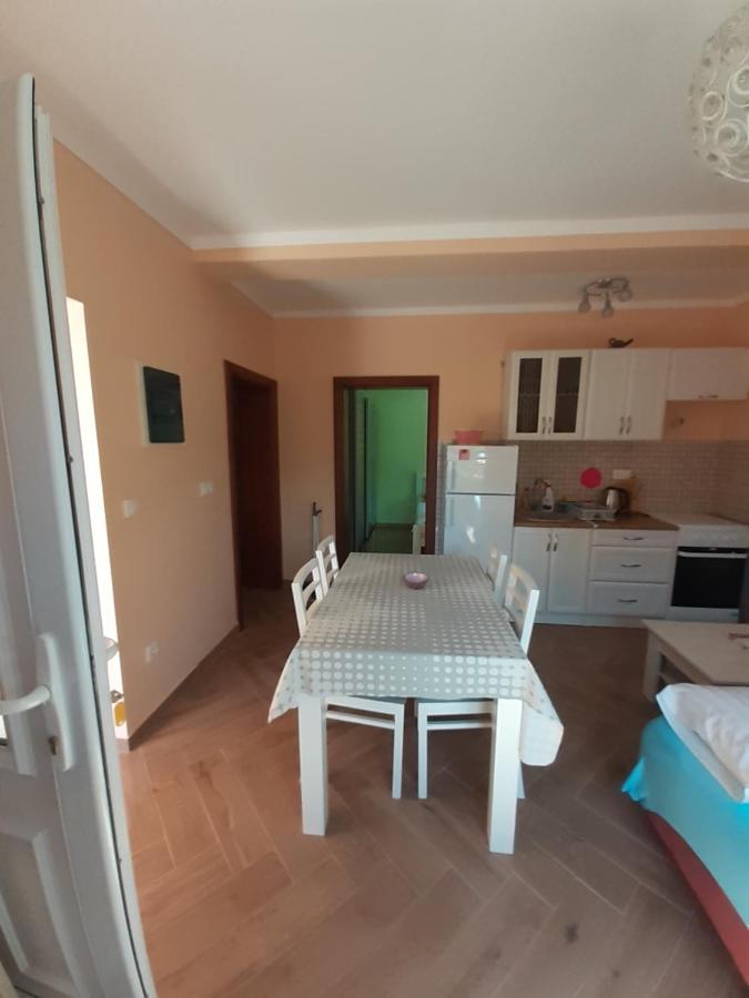 Apartmani Tanja Tivat Exterior foto