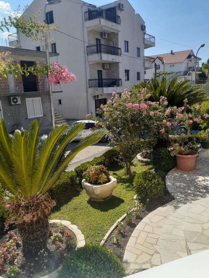 Apartmani Tanja Tivat Exterior foto