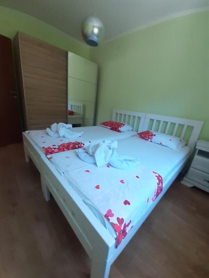 Apartmani Tanja Tivat Exterior foto