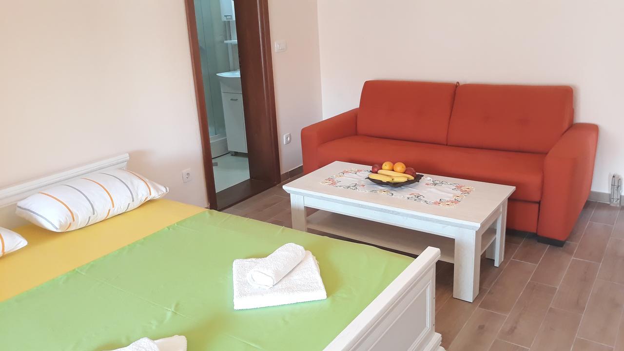 Apartmani Tanja Tivat Exterior foto