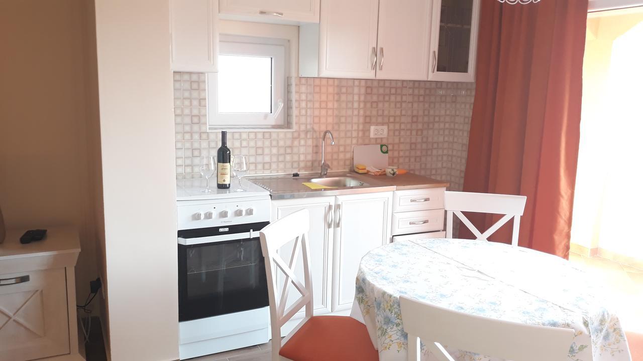 Apartmani Tanja Tivat Exterior foto