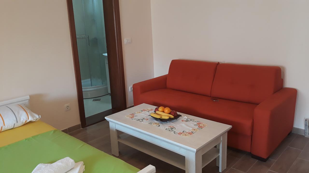 Apartmani Tanja Tivat Exterior foto