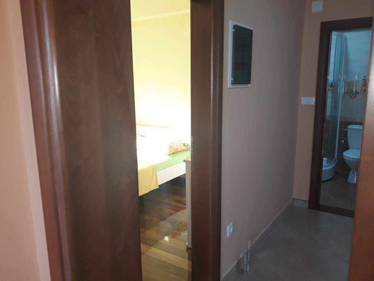 Apartmani Tanja Tivat Exterior foto